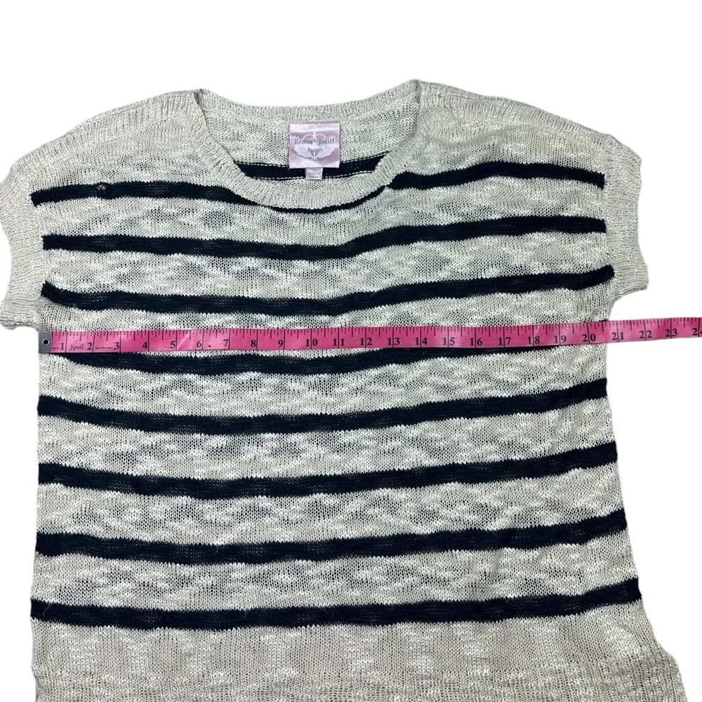 ROMEO & JULIET COUTURE: White & Navy Blue Striped Short Sleeve Sweater -Size Med